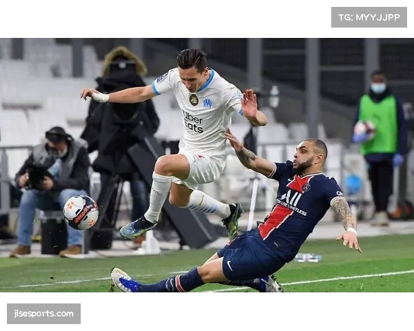 贝尔克迪姆1722次高速冲刺领跑法甲,昂热中场成联赛跑动机器 贝尔克迪姆1722次高速冲刺领跑法甲,昂热中场成联赛跑动机器