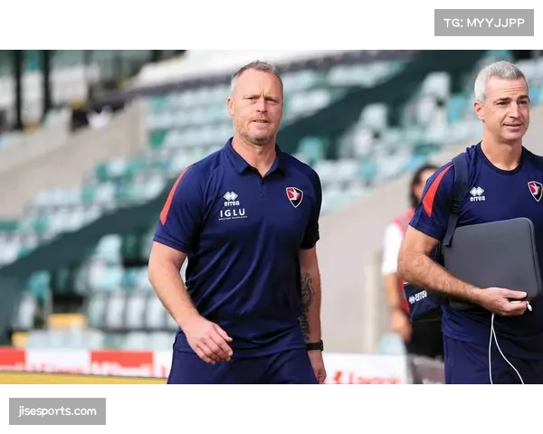 马竞主帅西蒙尼赛后表示不想讨论红牌判罚 承认球队1-2输球 马竞主帅西蒙尼赛后表示不想讨论红牌判罚 承认球队1-2输球